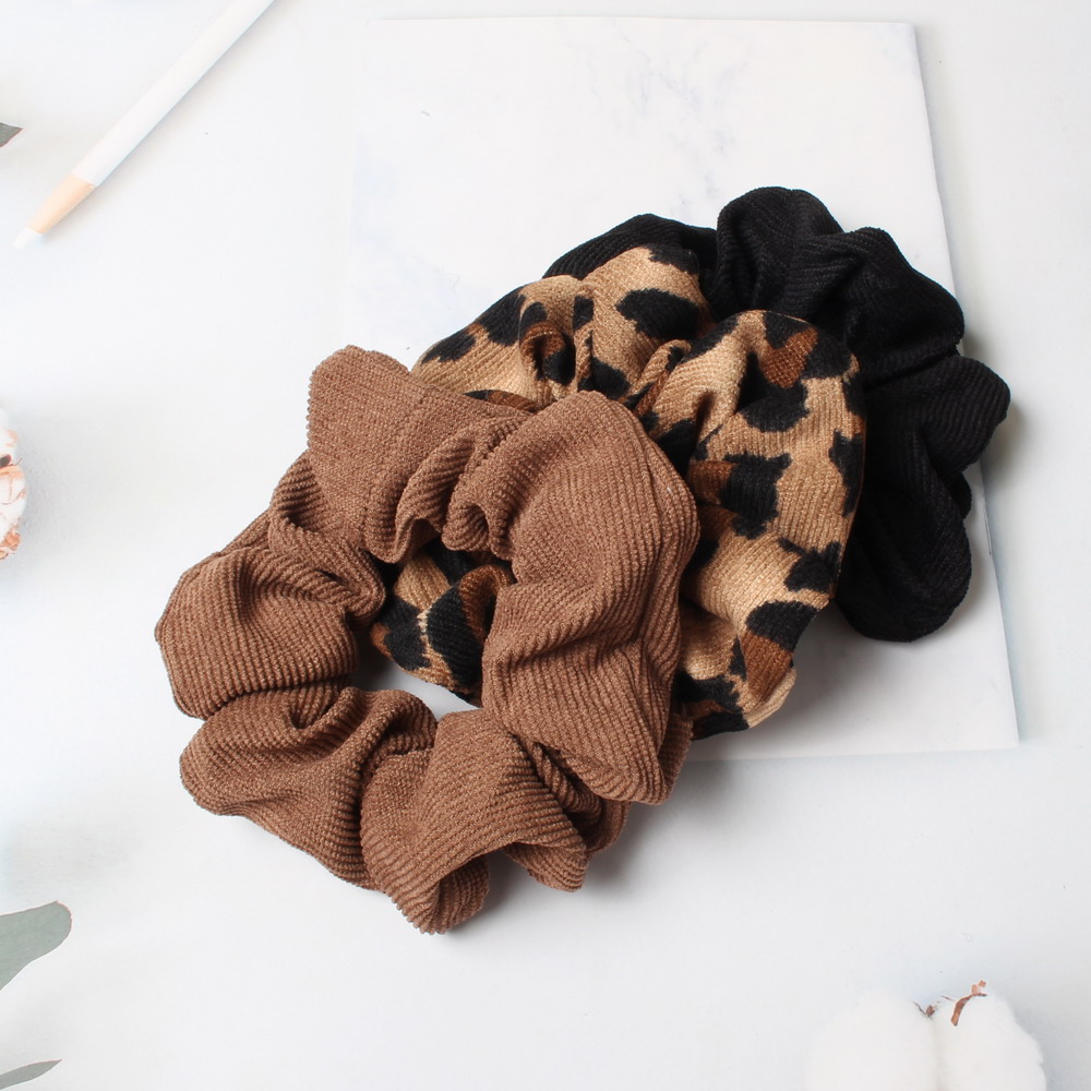 Hair Tie Velvet - เสือดาวพิมพ์ Scrunchie ฤดูใบไม้ร่วงฤดูหนาว Corduroy Scrunchies ชุดผมวงยืดหยุ่นผมสัตว์พิมพ์ผมหางม้าผมผูกเชือก