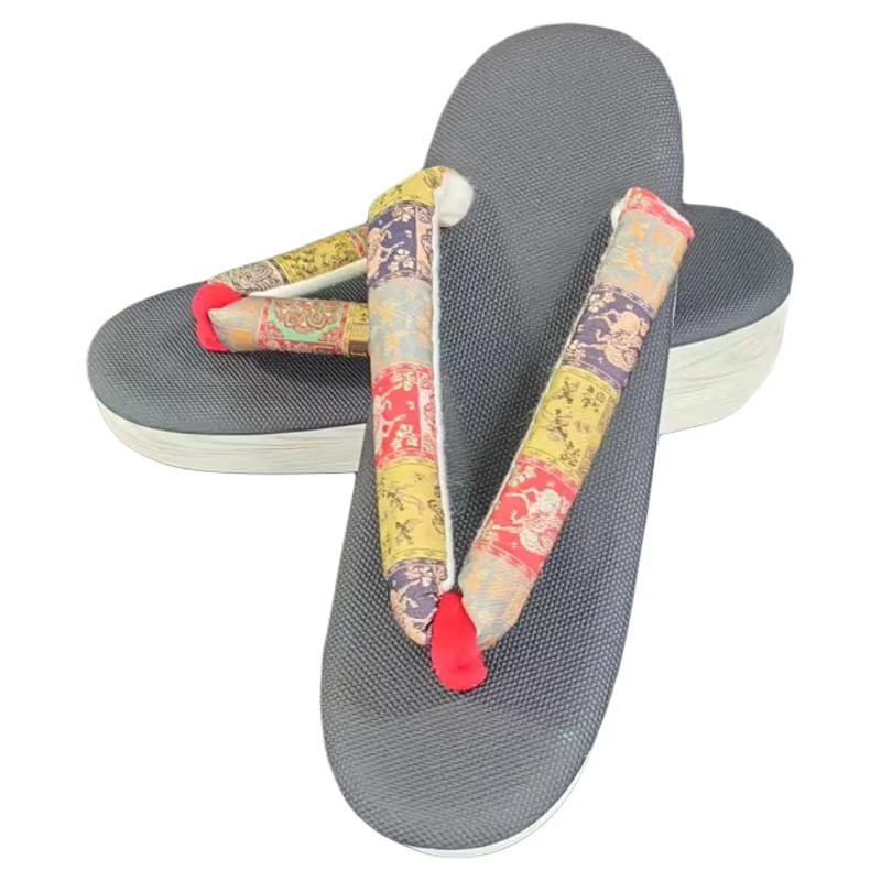 Women'S Kimono Accessories - รองเท้ากิโมโนญี่ปุ่นสำหรับผู้หญิง ส้นกลาง ปักลาย ซอริ พื้นคอร์ก เกตะ