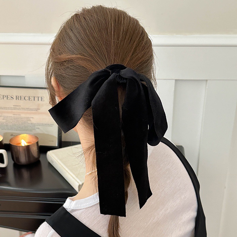 ที่รัดผมกำมะหยี่สีแดงดำน่ารัก  - Hair Tie Velvet บทวิจารณ์และราคา